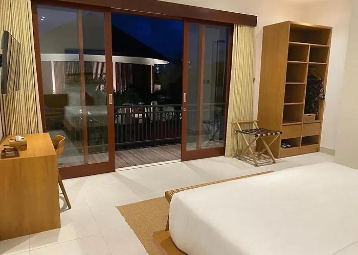 Villa Tatkala Seminyak (Bali)